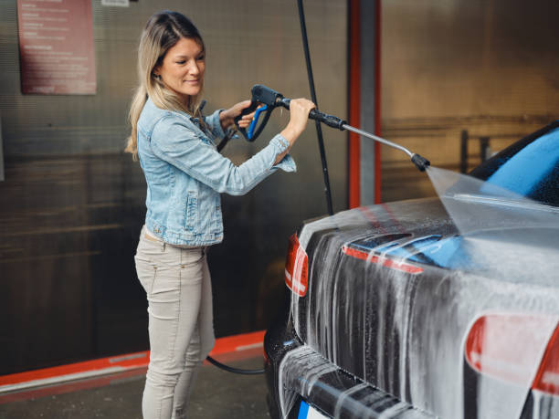 Why Choose Our Certified Pressure Washing Experts for Your Project Needs in New Square, NY?